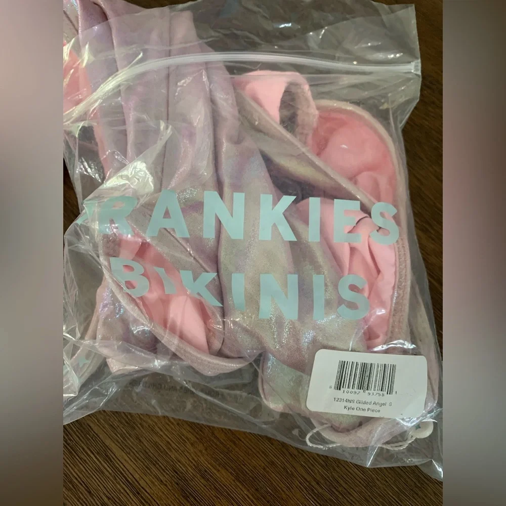NEW FRANKIES BIKINIS Kyle Iridescent One Piece Swimsuit multiple sizes